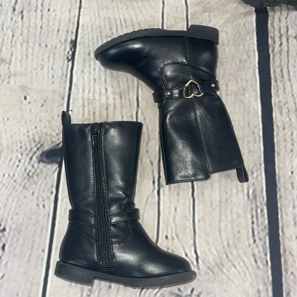 Children’s place boots infant size 6